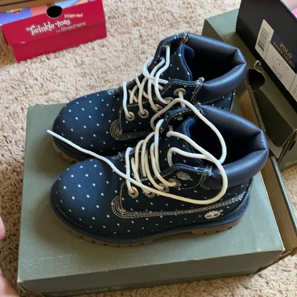 Timberlands - Picture 4 of 4